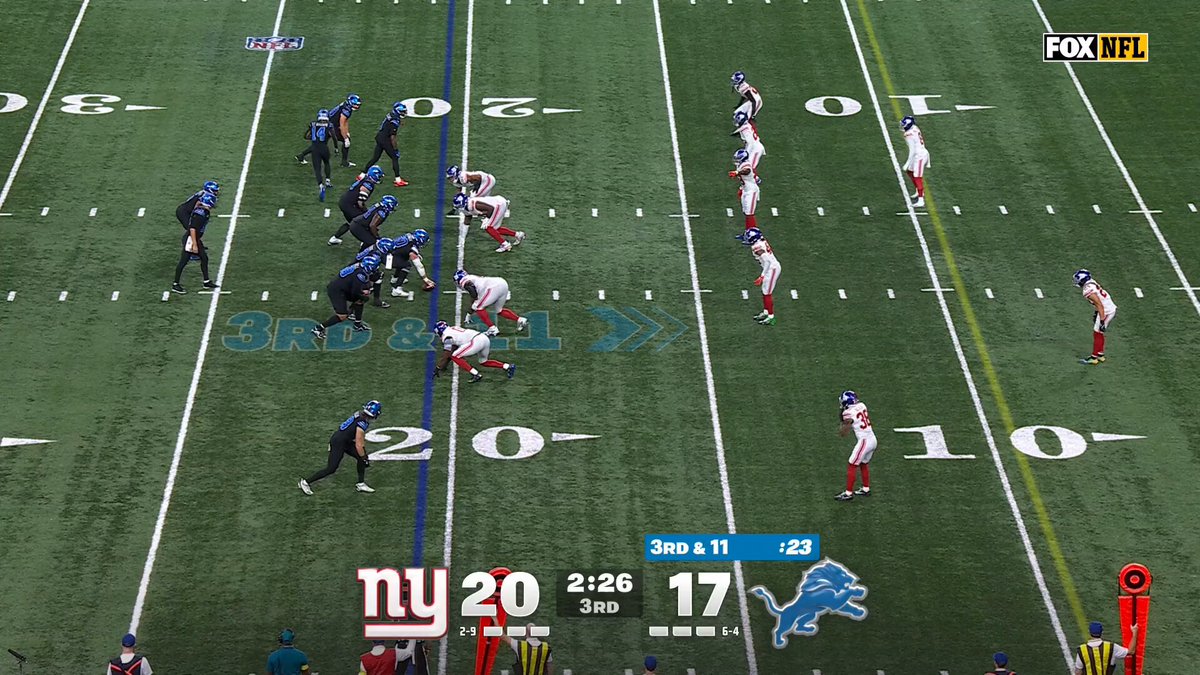 JEVÓN HOLLAND 3RD DOWN PICK! 

📺: FOX 