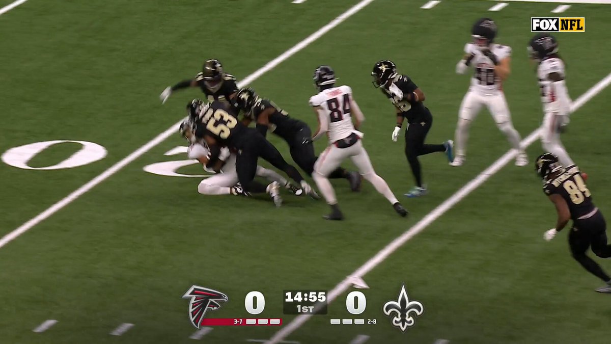 This is how you start these kinda games.

#ForTheCelly | @budlight 