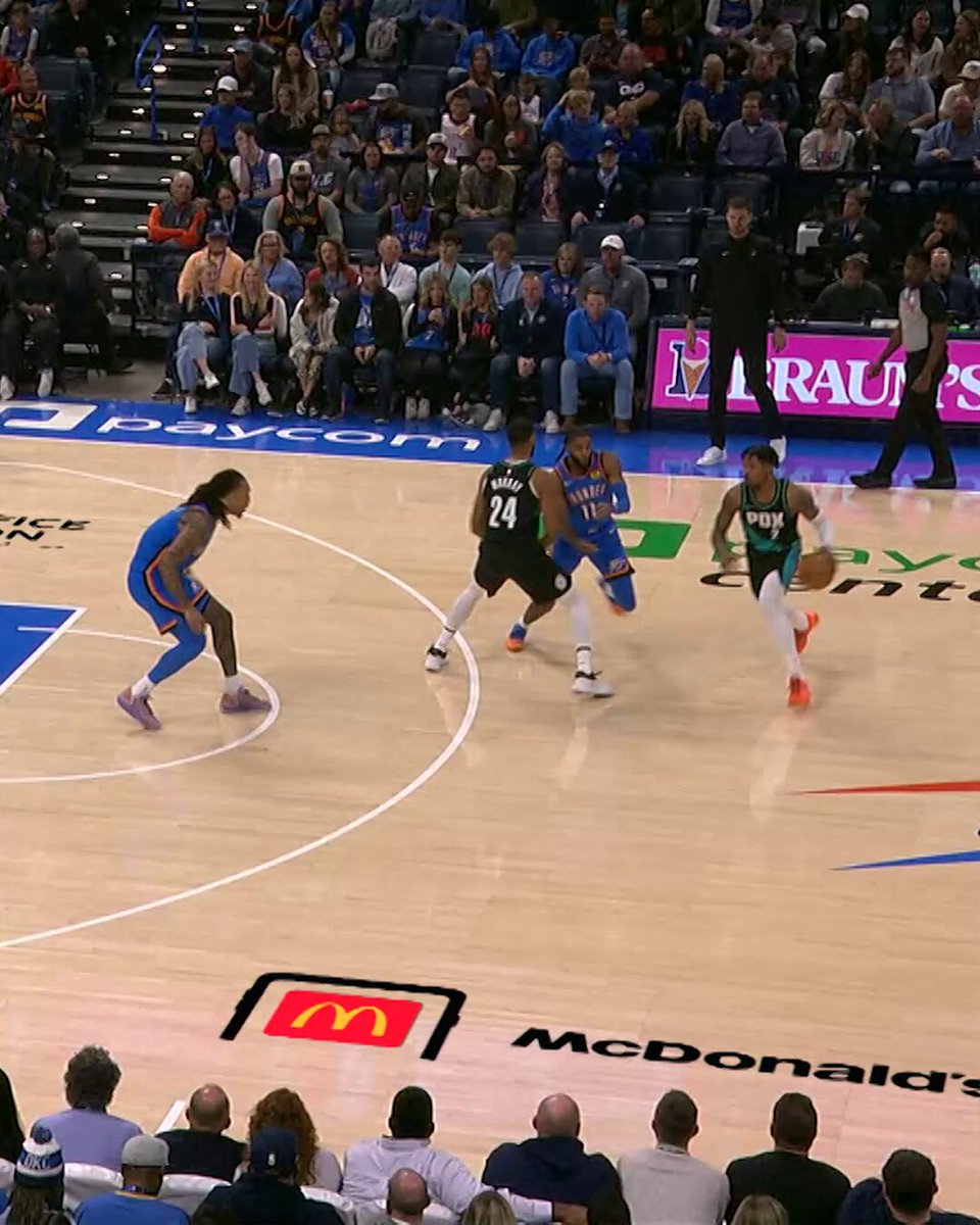 Throw down, Kris!! 😤💪 