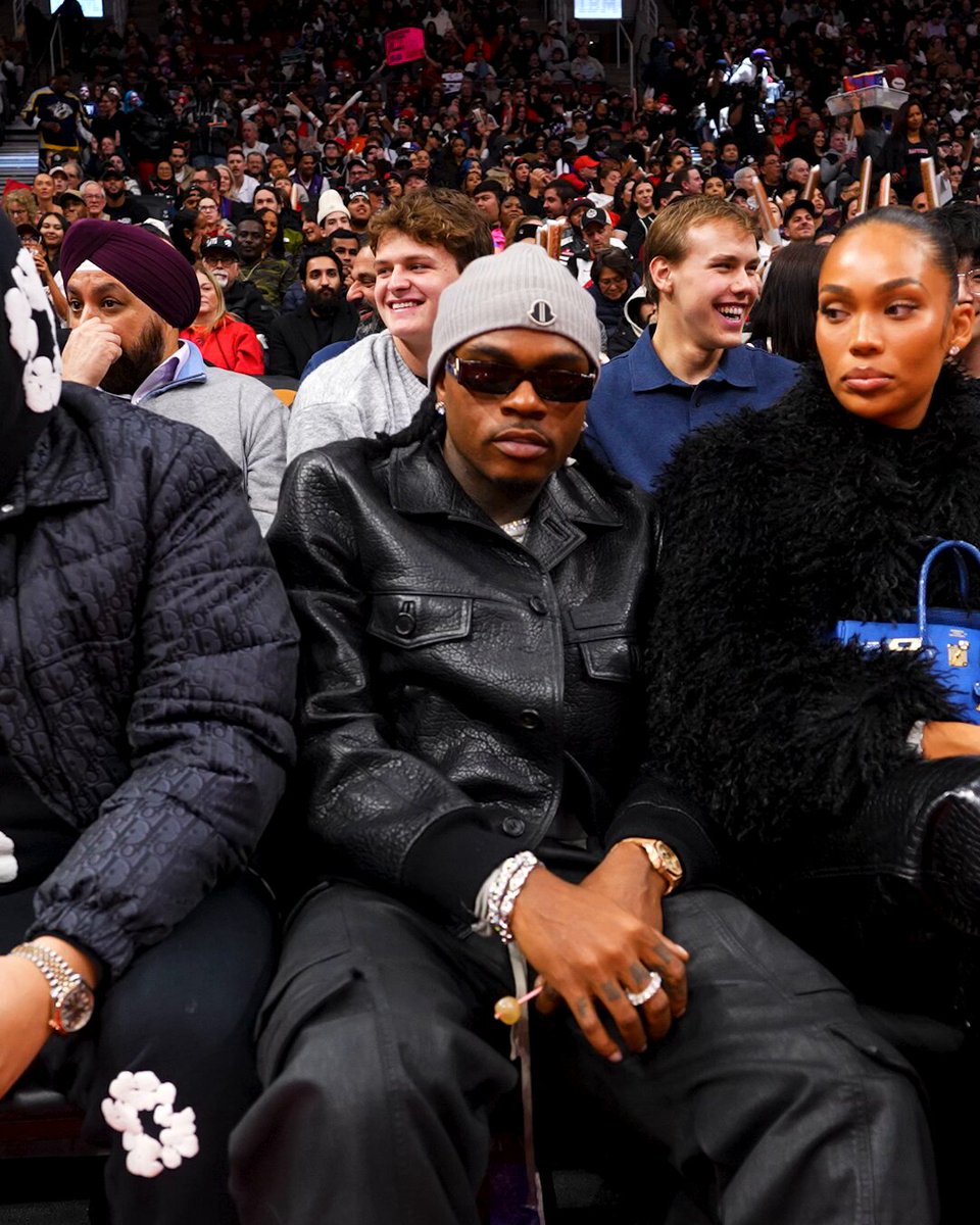 .@1GunnaGunna in the building 🤝 