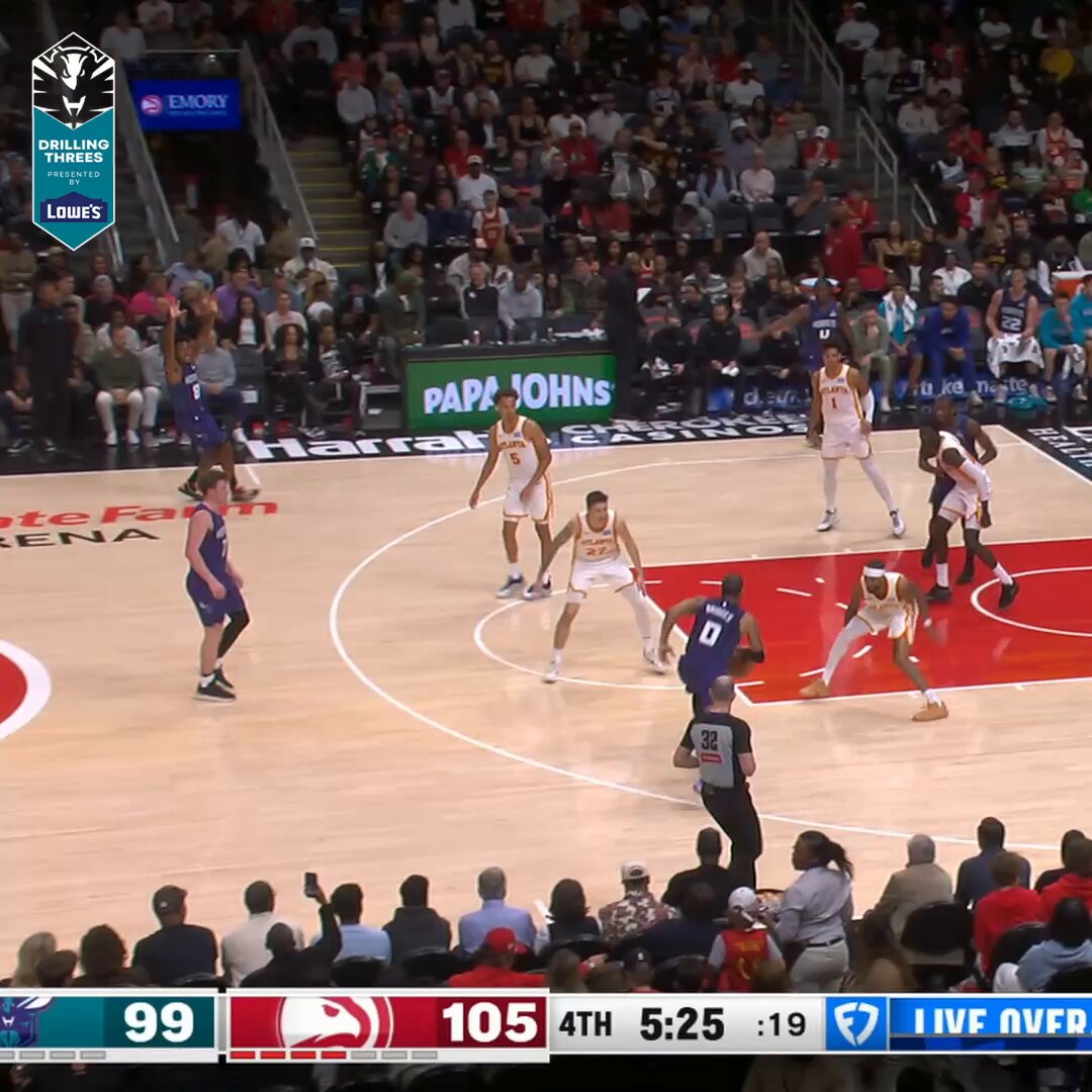 HIS 6TH THREE OF THE NIGHT

@Kon2Knueppel | @Lowes 