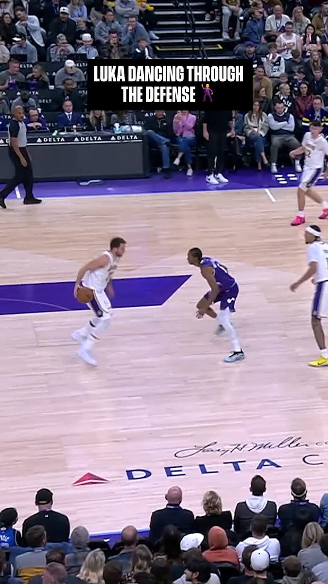 Behind-the-back dribble to the euro-step to split two defenders?! Luka are you kidding 🤯 