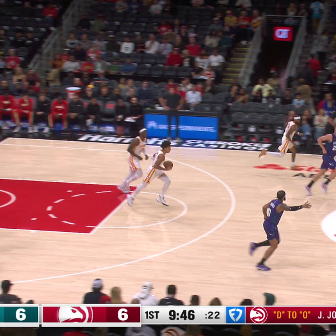 JALEN JOHNSON MAKES HISTORY IN HAWKS WIN!

28 PTS | 11 AST | 8 REB | 0 TO 

The FIRST 25+ PT, 10+ AST, 5+ REB game in franchise history with no turnovers in the regular season since 1977-78 (when TOs were first recorded) 🔥 