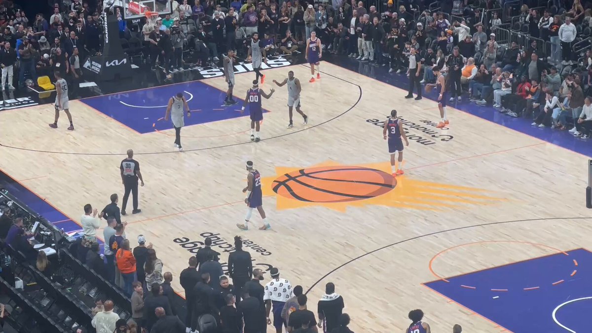 Suns take this one over the Spurs, 111-102 and move to 11-6 on the season.

Dillon Brooks with a game-high 25 points and Devin Booker with 24.

Postgame press conferences coming soon. 