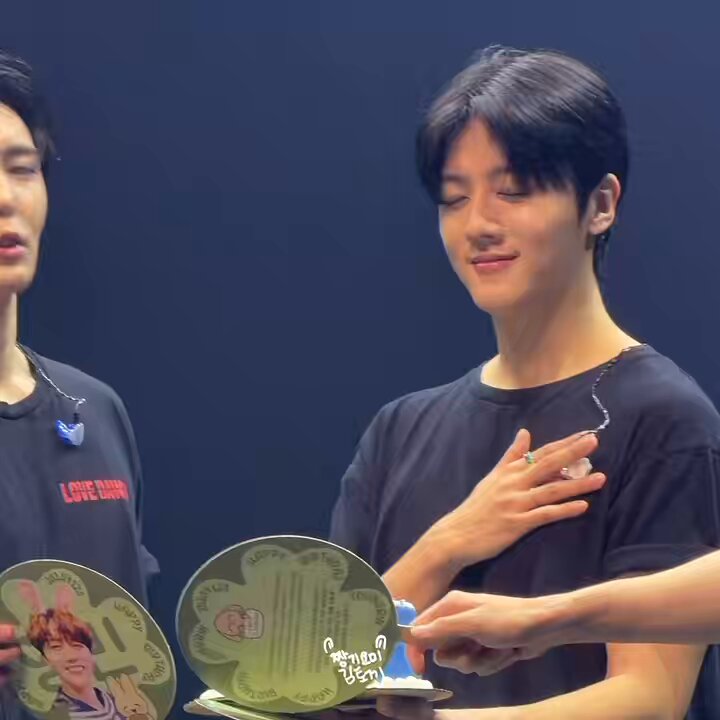 251123 🇺🇲 𝙃𝙖𝙥𝙥𝙮 𝙃𝘽𝘿🩷 #sf9 #영빈 #YOUNGBIN #ヨンビン