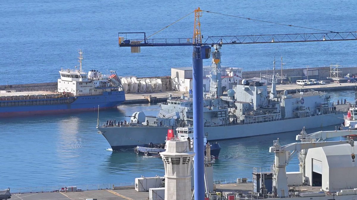 Image for the Tweet beginning: Here's quite a sight, with