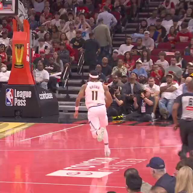 “I didn’t think you were going to throw it…” 👀

Catch Jamal Murray mic’d up as Bruce Brown delivered him the lob!

Murray and the Nuggets battle the Grizzlies tonight at 8:00pm/et on NBA League Pass. 