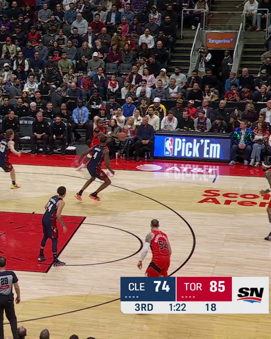 MAKE THAT 32 PTS FOR BI 🔥  