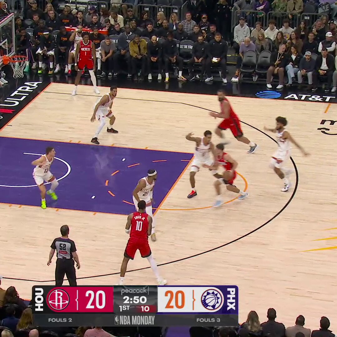 AMEN THOMPSON DOUBLE-CLUTCH DUNK ?

Rockets lead by 7 after the 1st: