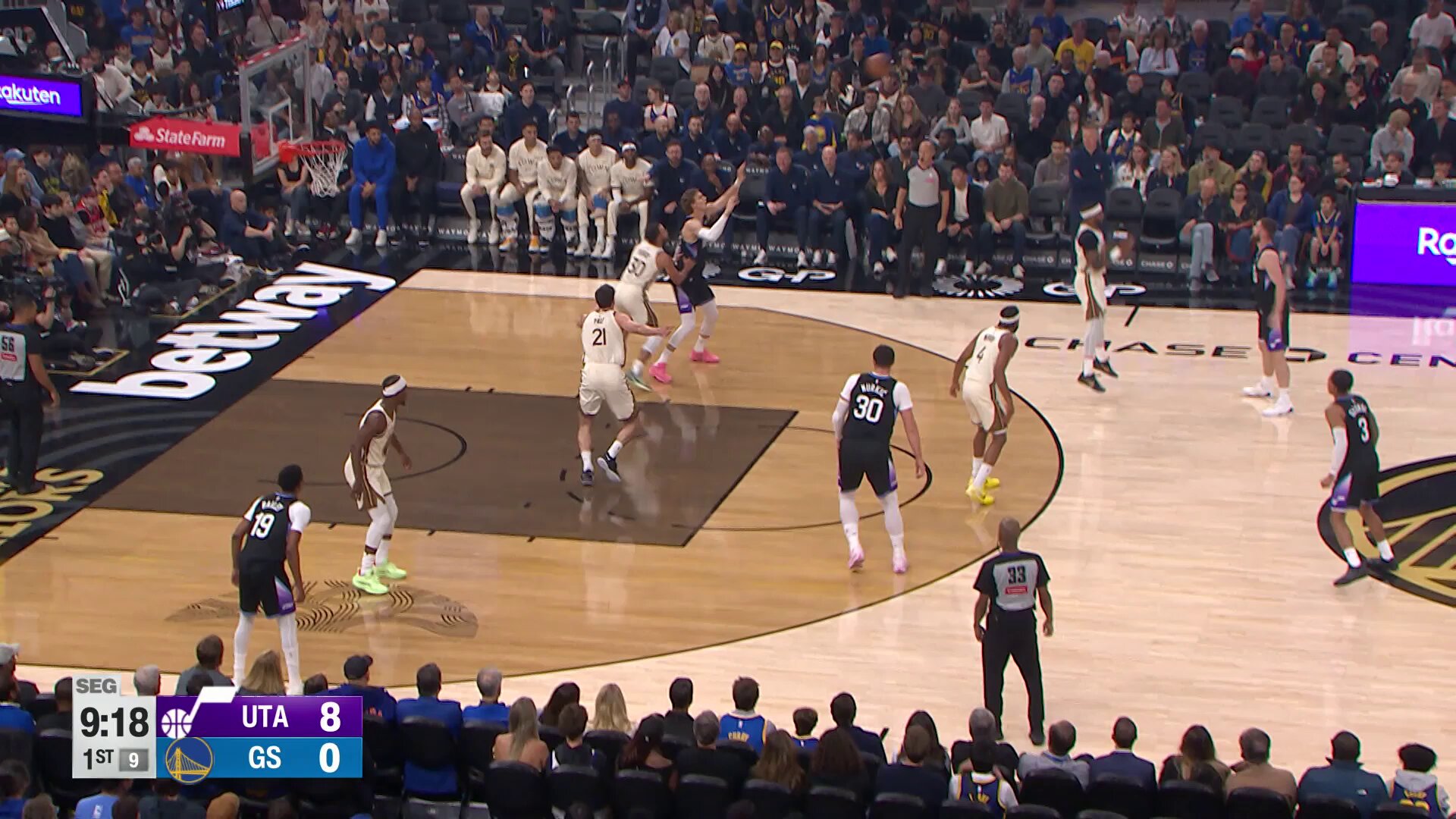 Catch.
Shoot.
Splash.

Ace Bailey caps an 11-0 Utah run to start the game