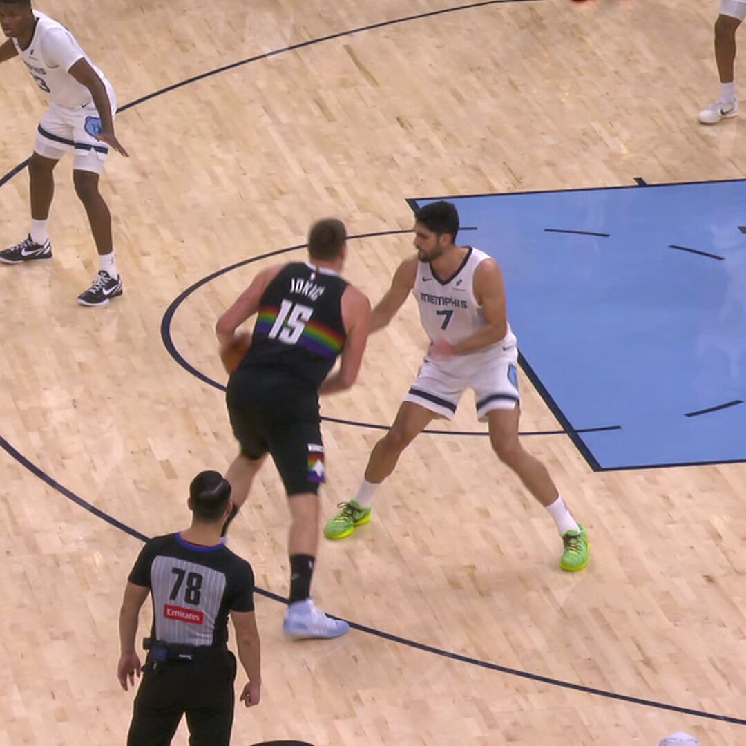 Nikola Jokić: a magician with the basketball ✨  