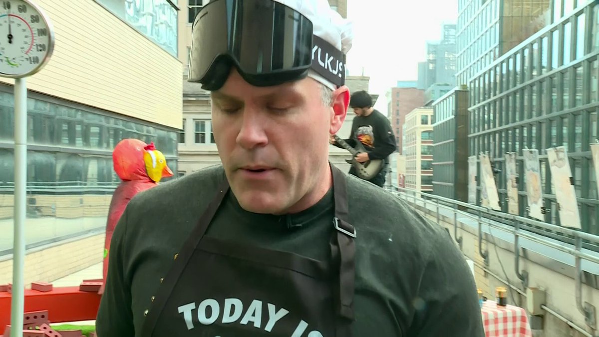 In the midst of a very chaotic segment, Ashton Jeanty lowered the BOOM in Week 12 to take home his first #AngryRuns Scepter 😤 @KyleBrandt 

(by @LiquidDeath) 