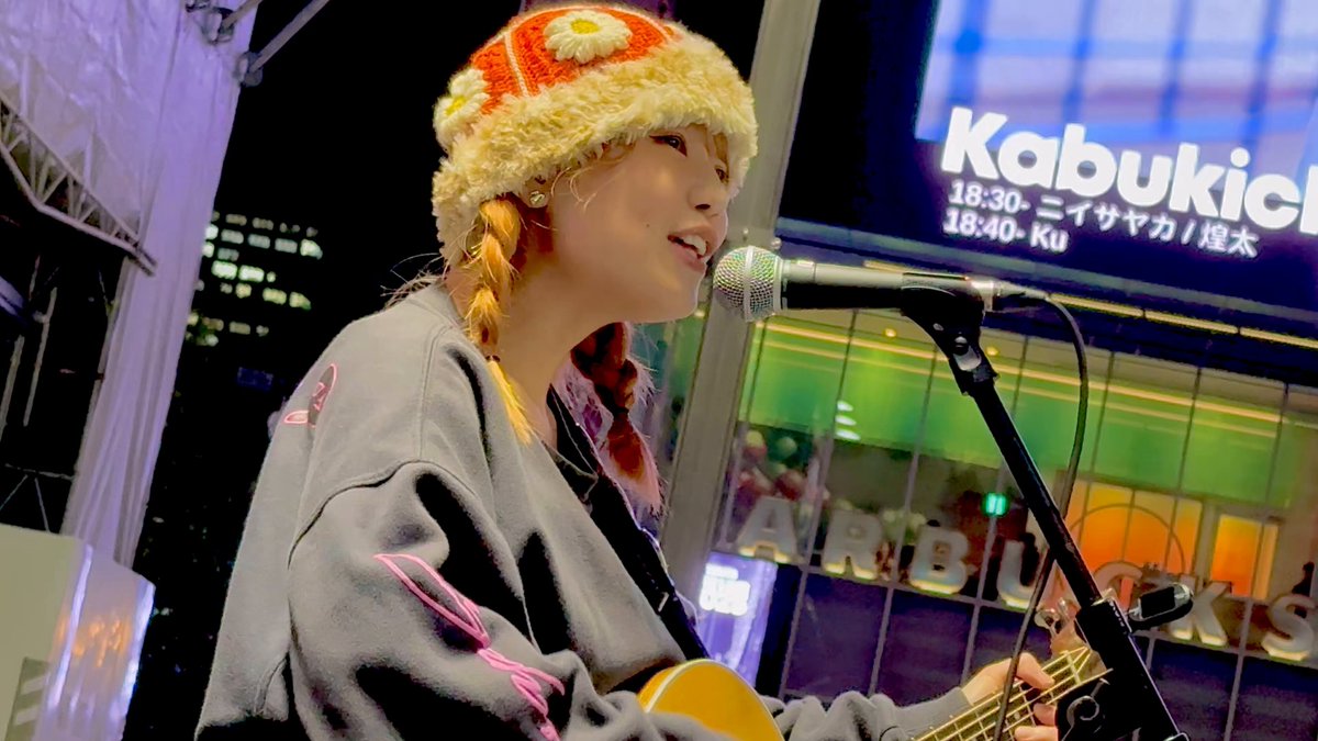 年月日：2025.11.25 #KabukichoStreetLive #もっちゃんストリート