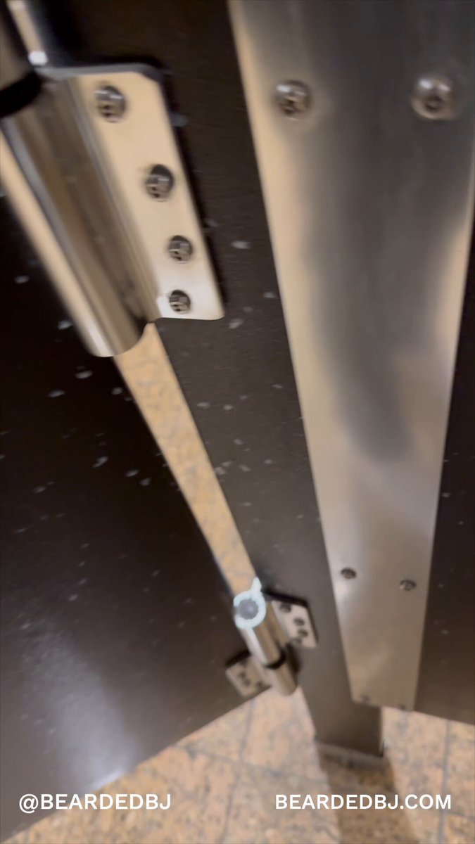 RT @bestgayfetish: Cruising 20251130001408