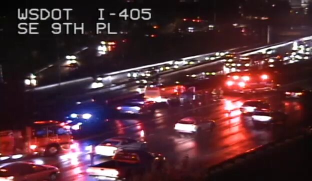 충돌! I-405 8번가 폐쇄