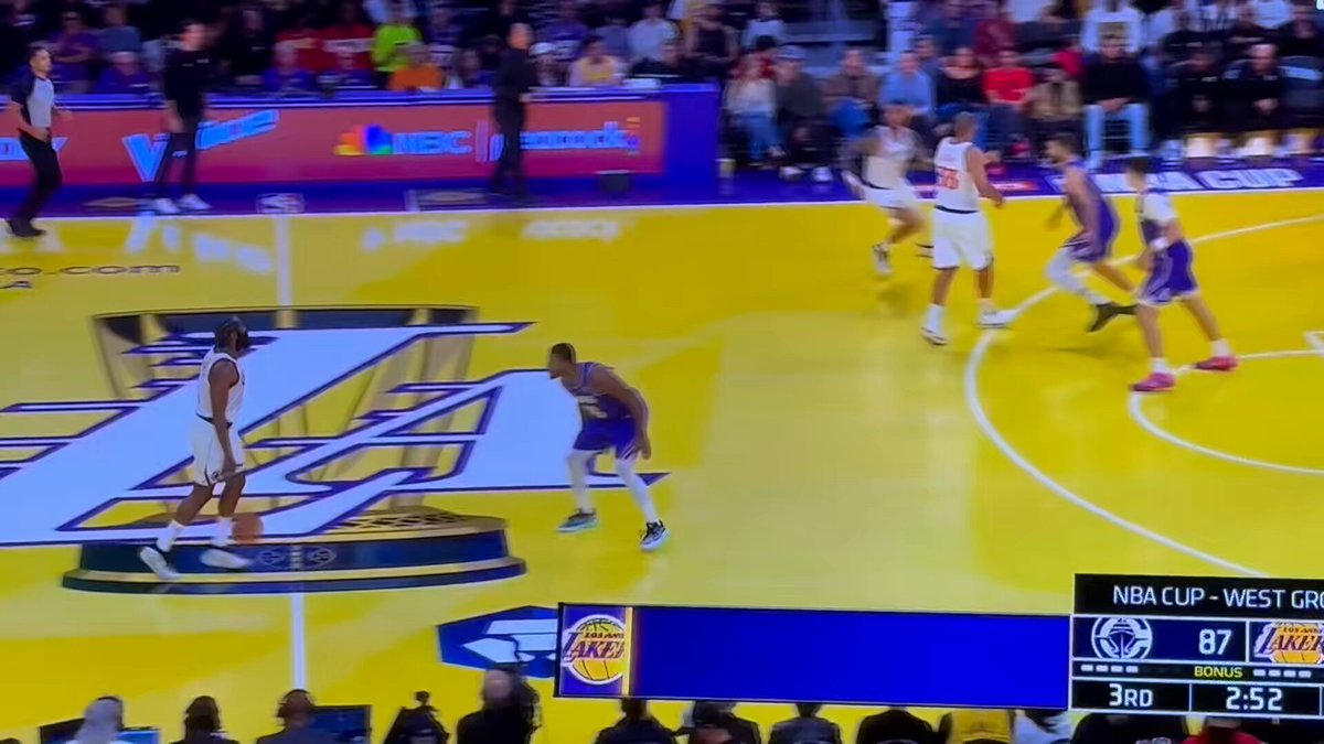 Not loving this offensive foul call on harden. We've seen defenders get one foot planted while the other is still moving laterally and be considered in legal guarding position. Not a ton of contact. What do we all think? Clippers challenge 