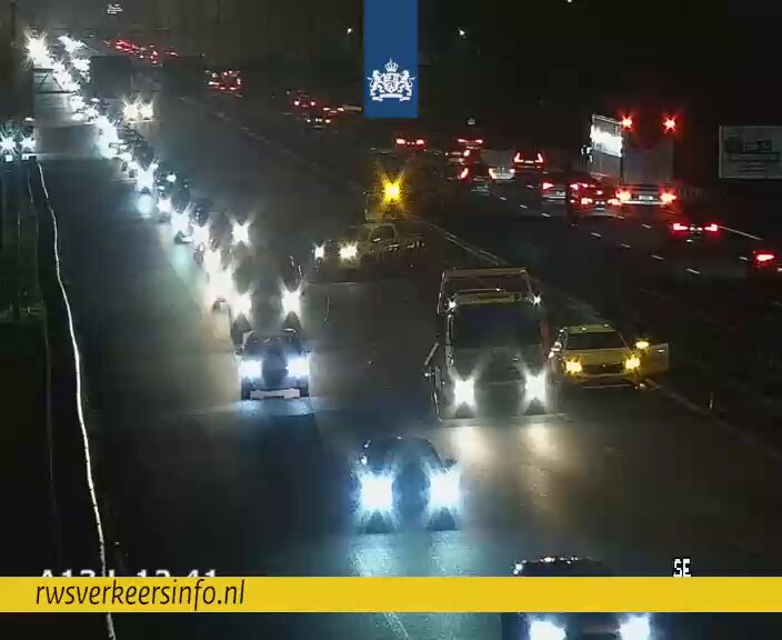 Vertraging op A13 door ongeval bij Delft-Zuid