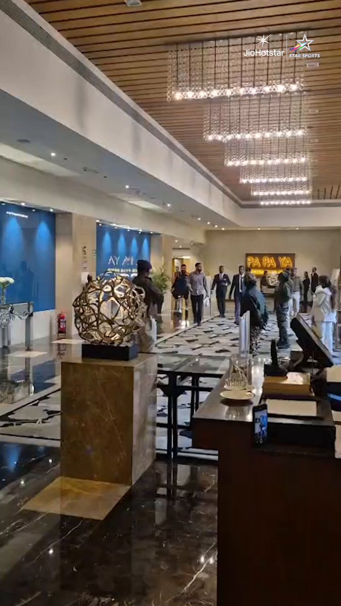 #ViratKohli returns to Ranchi after Picture