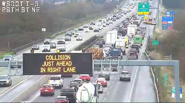 ¡Accidente I-5 Norte! Retrasos. Carril cerrado.