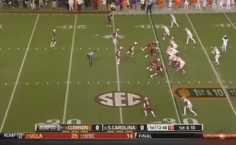 Image for the Tweet beginning: Connor Shaw’s final home game