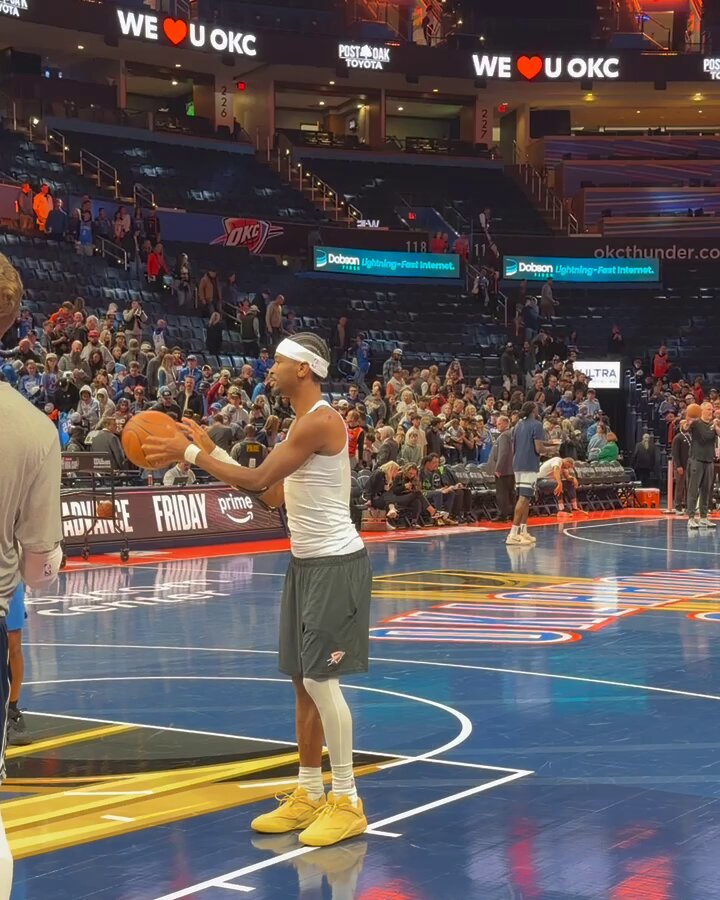 SGA getting loose as OKC seeks their 10th straight win tonight!

? MIN-OKC • West Group A
 @emirates NBA Cup
⌛️ 7:30pm/et on ESPN