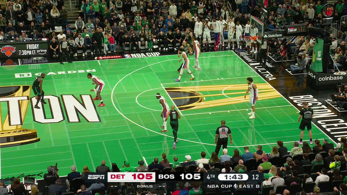 JAYLEN BROWN CLUTCH AND-1.

Boston leads by 3 with less than 2 minutes to go!

🏆 DET-BOS • East Group B 
@emirates NBA Cup on ESPN 