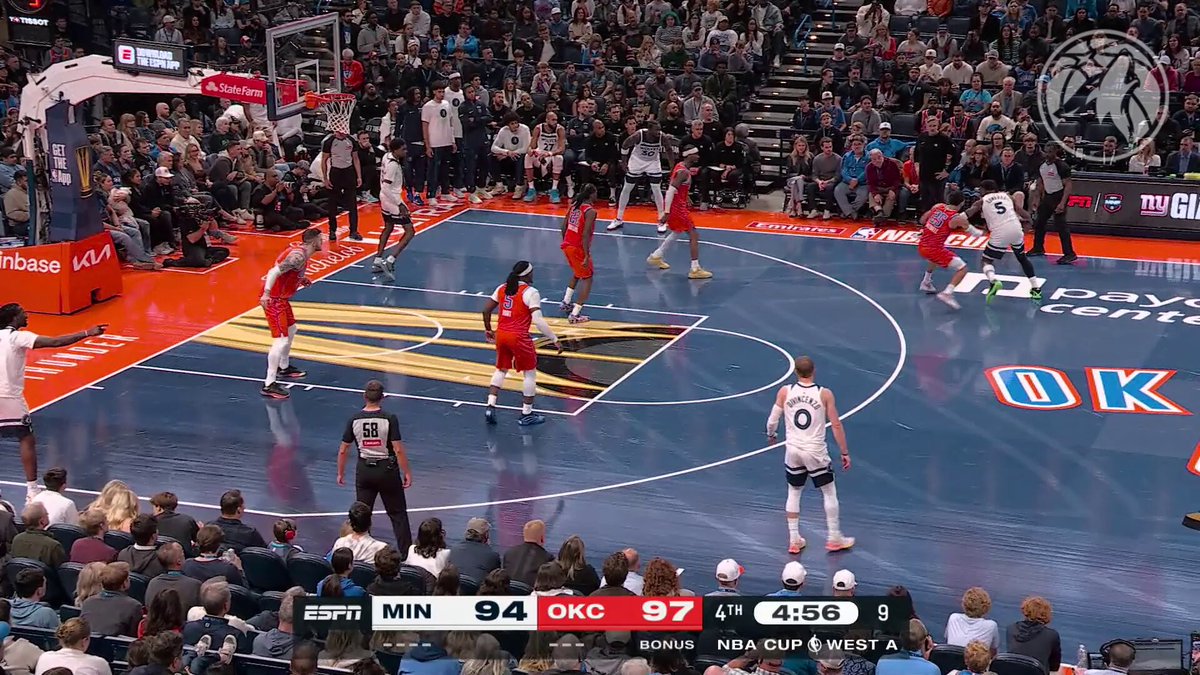 LOOK AT THAT FOOTWORK. 