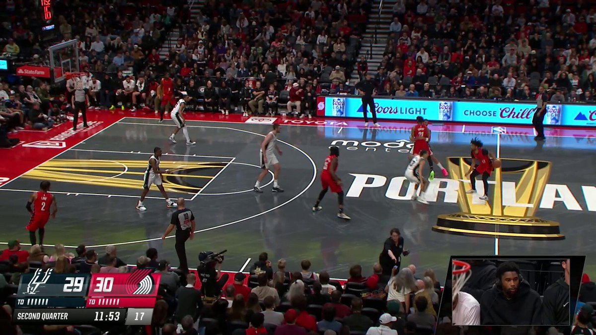 Blake Wesley's reaction to Jerami Grant's dunk is EVERYTHING.

🏆 POR clinches West Group C with win 