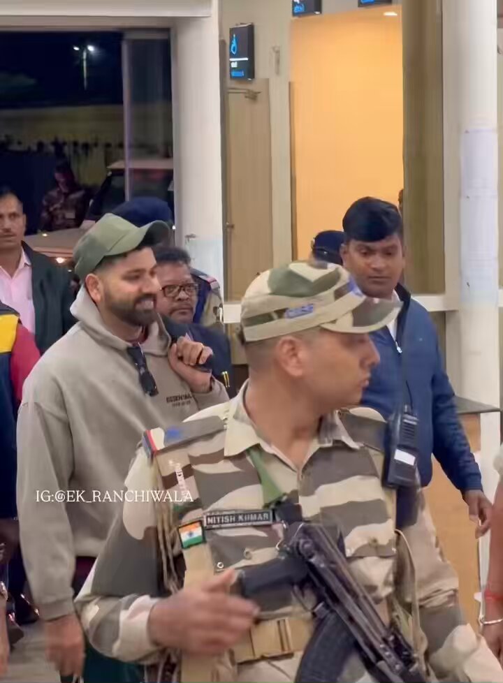 Rohit Sharma talking in Bihari Picture