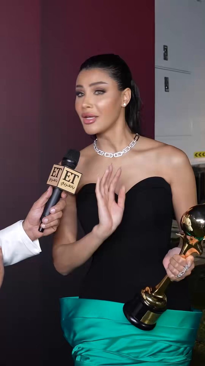 أميمة طالب ترد عبر ET بالعربي على جدل إطلالتها بلوك مختلف 