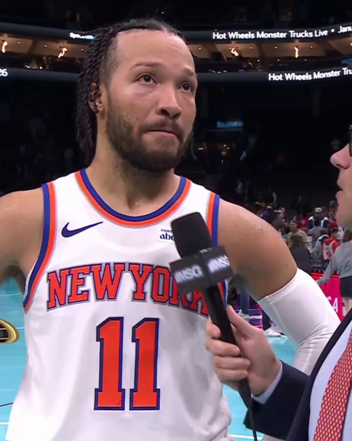 "We used to cut my mom’s socks and make them as shooting sleeves because of Allen Iverson... he's one of the GOATs for sure."

Jalen Brunson got to share a moment with a childhood hero, Allen Iverson, in NYK’s win last night 👏  