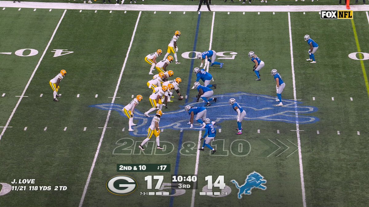 Longball from Love, Turkey Trot TD from Watson and the @packers! 🦃

📺: FOX 