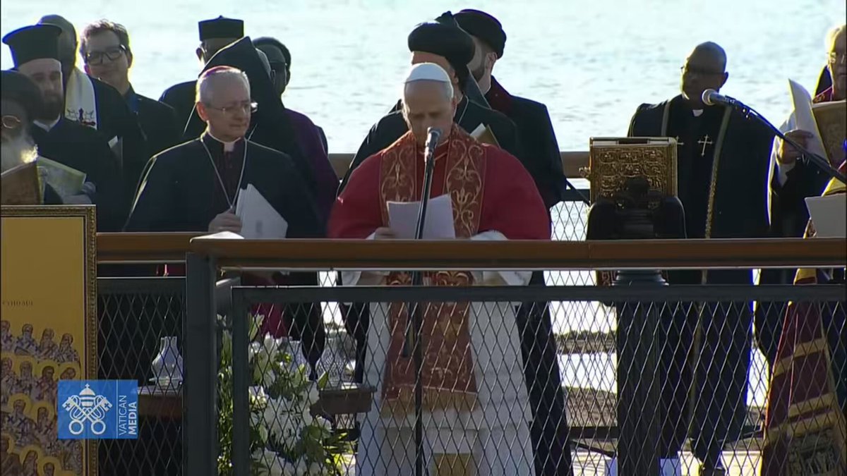 He already omitted the Filioque clause back in September for the 'ecumenical martyrdom' commemoration. In fact, he happened to swallow at just the right time so as to omit not only the Filioque but the entire line that was going to be without the Filioque. Remember? 