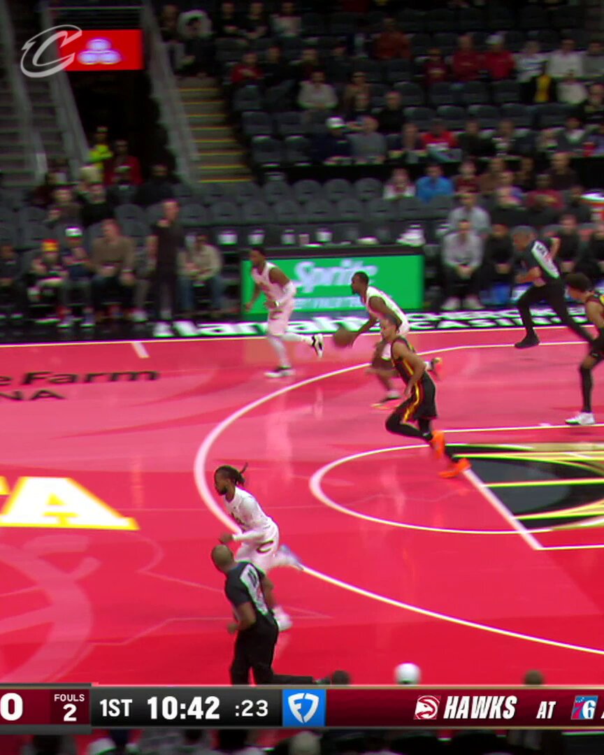 Dre with a 3️⃣ to get us going! #LetEmKnow 