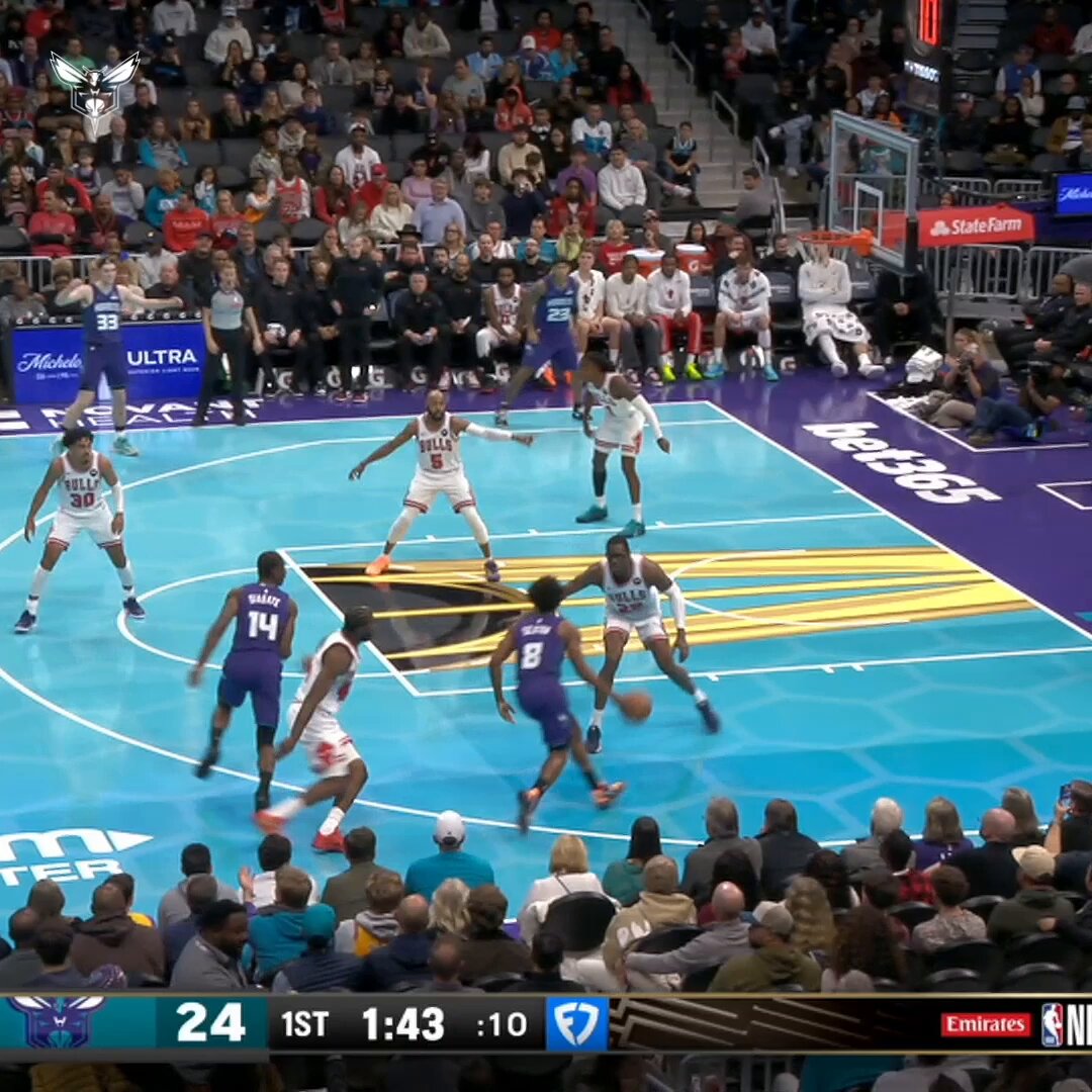 🫎 with the slam 

@MoussaDiabate_ | 📹 @FDSN_Hornets 