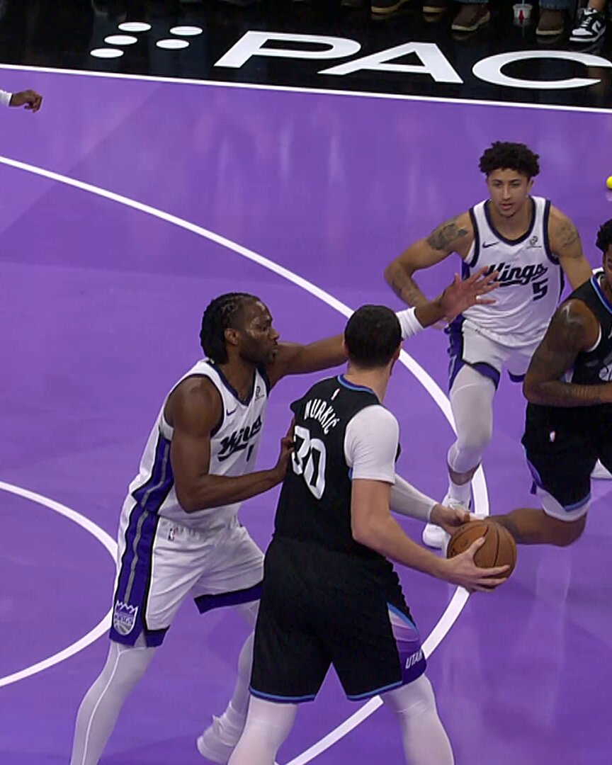 lauri jams,,, you love to see it 🍇 