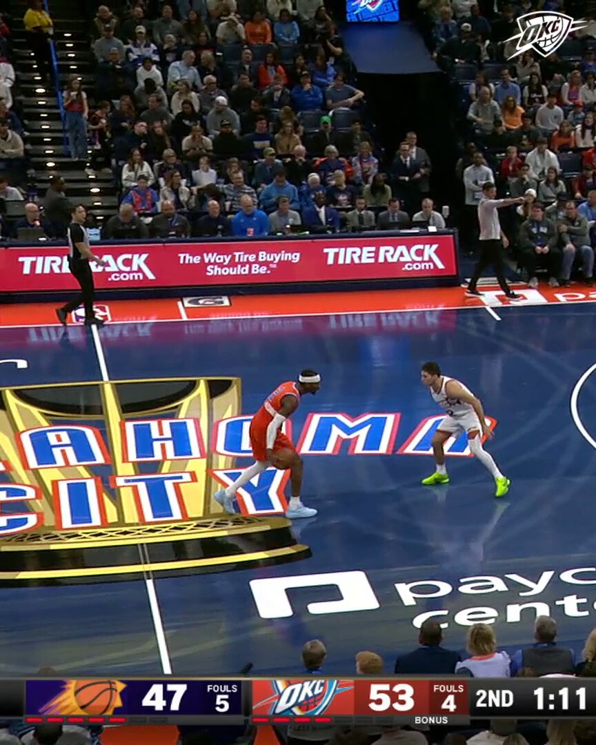 Comin' through 😮‍💨 