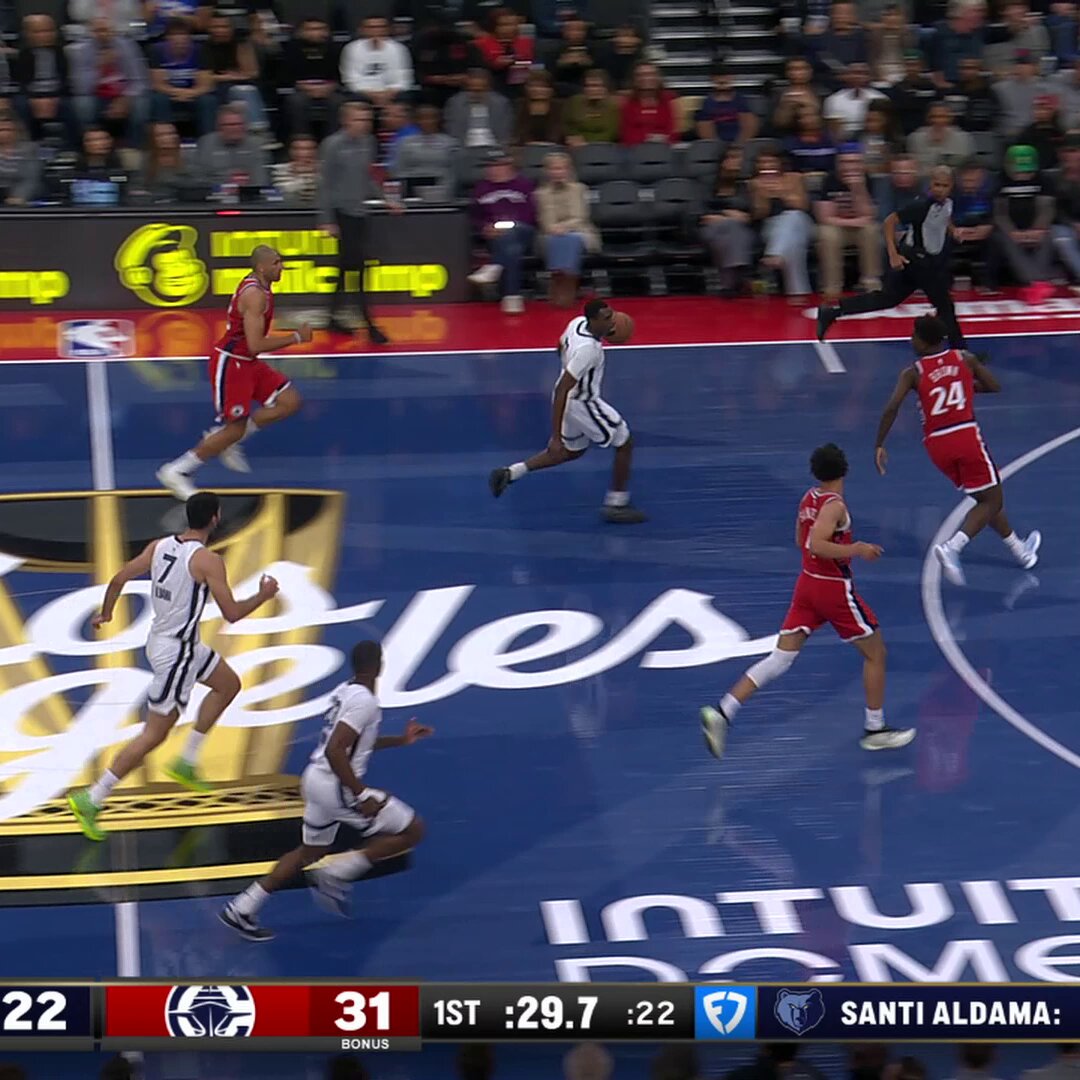 MAKE SOME NOISE 🙌

KOBE STEAL ➡️ KOBE DUNK 