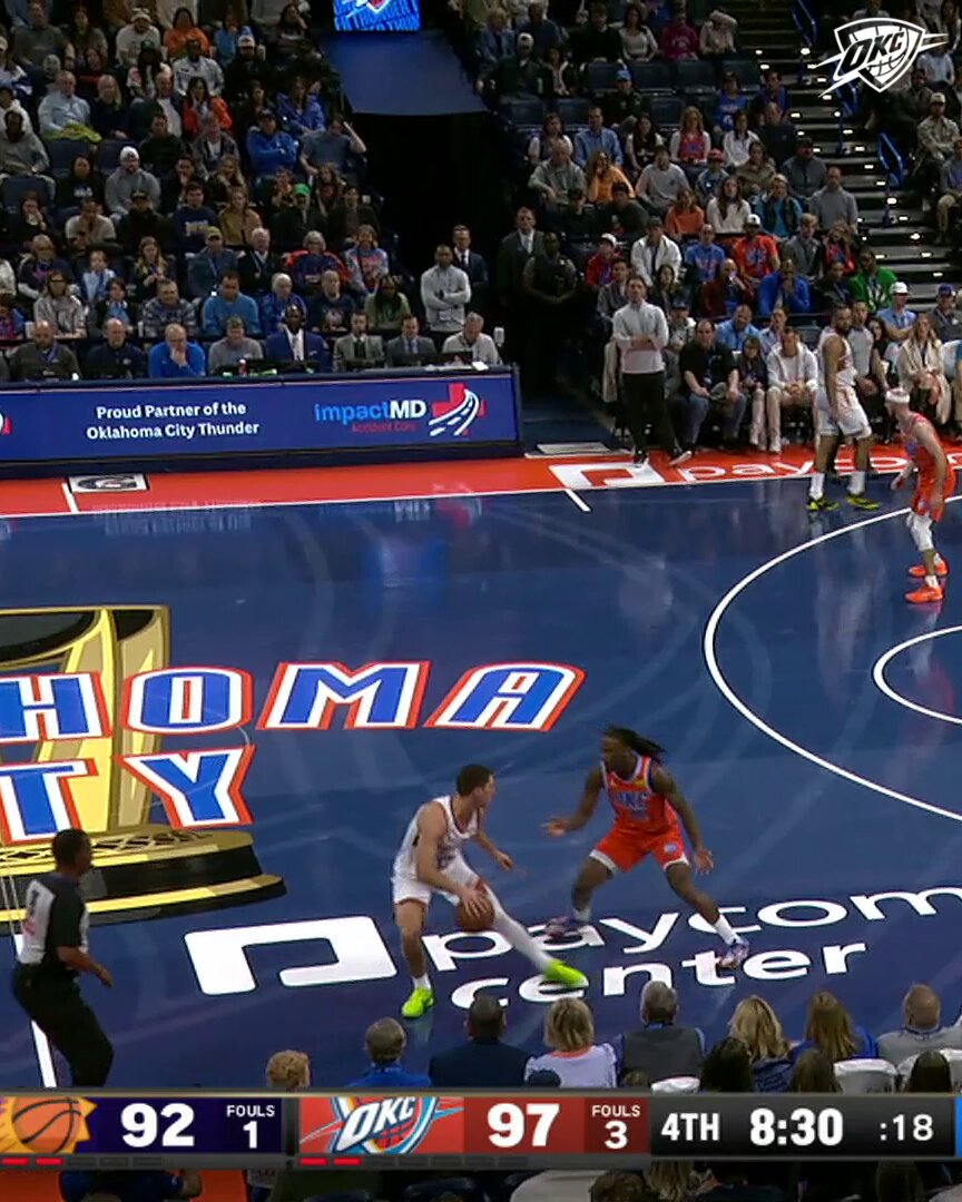 Caso's never seen a pocket he can't pick 😤 