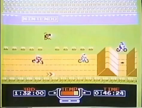 これよくやってたわ。 凄く面白かった。 確か自分でコースを作れたよう