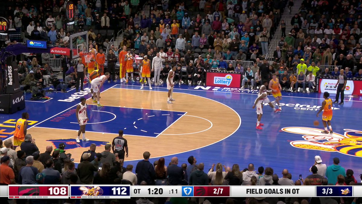 COLLIN SEXTON EXTENDS CHA'S LEAD.

HORNETS UP 6 WITH 1:12 LEFT IN OT! 