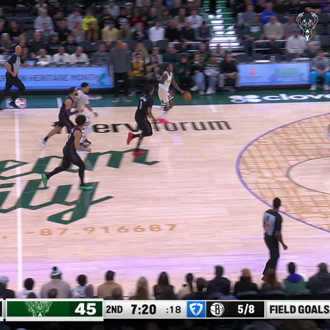 KPJ up top to Giannis for the one-handed alley-oop POSTER. 