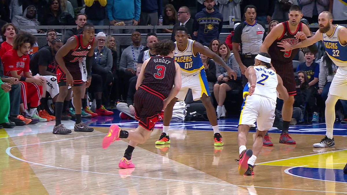 huge block from Jay Huff 😤 