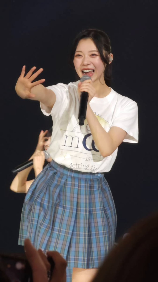 結香ちゃんのキラキラ笑顔のファンサと落ちサビ前の最高の歌唱と撮影者