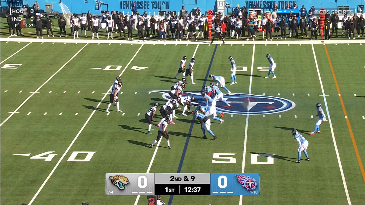 First career sack for @KevinWinstonJr1! 

📺: #JAXvsTEN on @NFLonCBS & NFL+ 