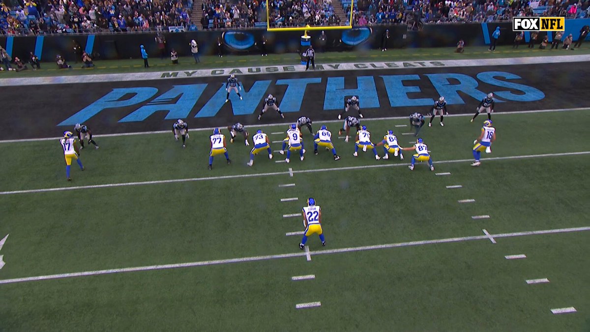 Blake Corum punches it in for 6!

📺 @NFLONFOX | #ProBowlVote 