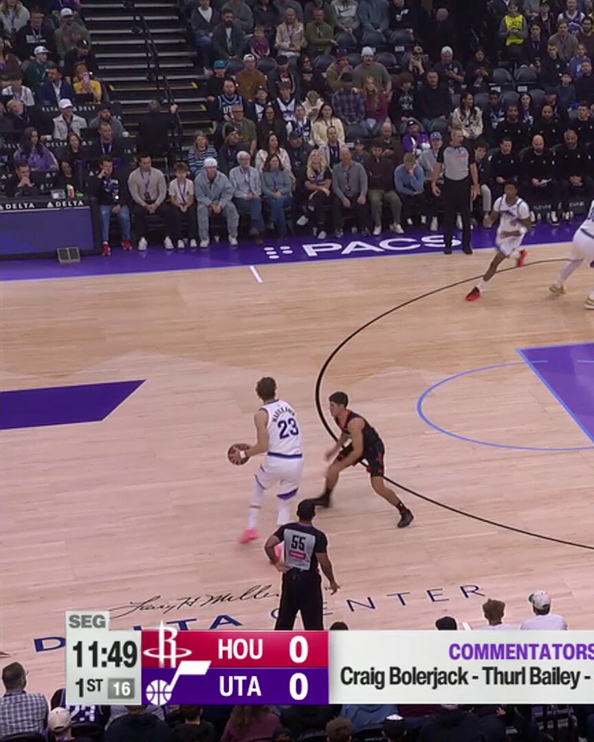 early bird get the  ̶w̶o̶r̶m̶ first bucket 😏

#TakeNote | @AiriousB 