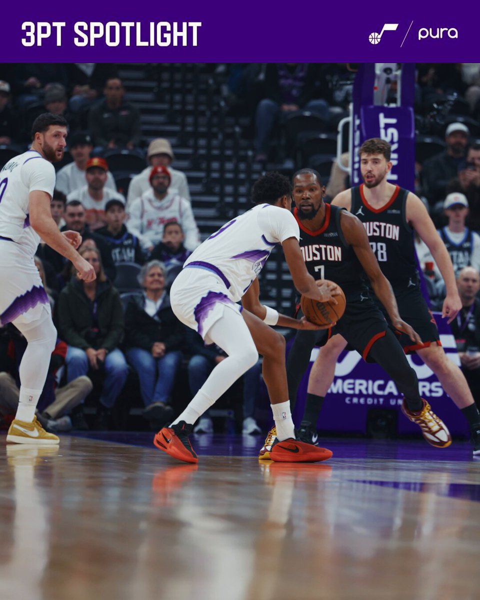 on kids' day, knocking down a three while being guarded by your favorite player as a kid 🥺

life comes at ya fast 💜

#TakeNote presented by @pura 