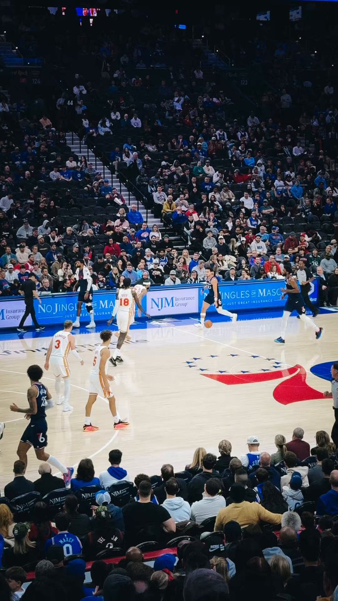 McCain from the mid-range. 🤌 