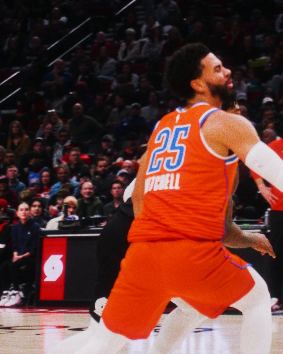 Not one, but ✌️ Caleb floaters! 